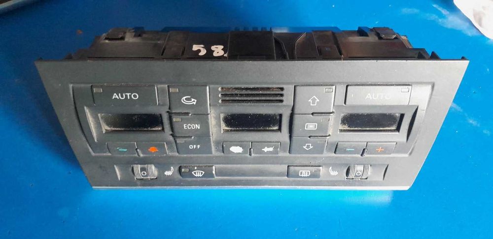 Panel sterowania klimatyzacji nawiewu Audi A4 B6 8E0'820043AK