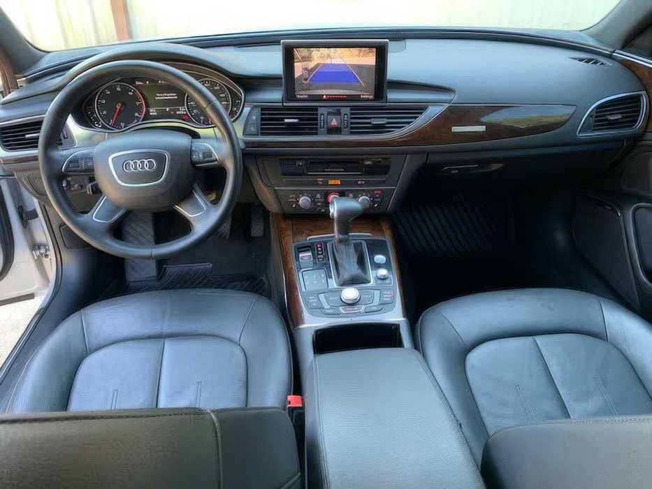 Audi A6      2013