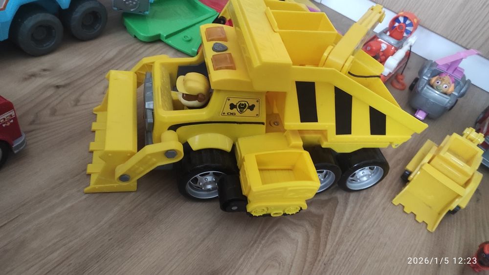 Wielki pojazd rubbla PSI PATROL Giga pojazd