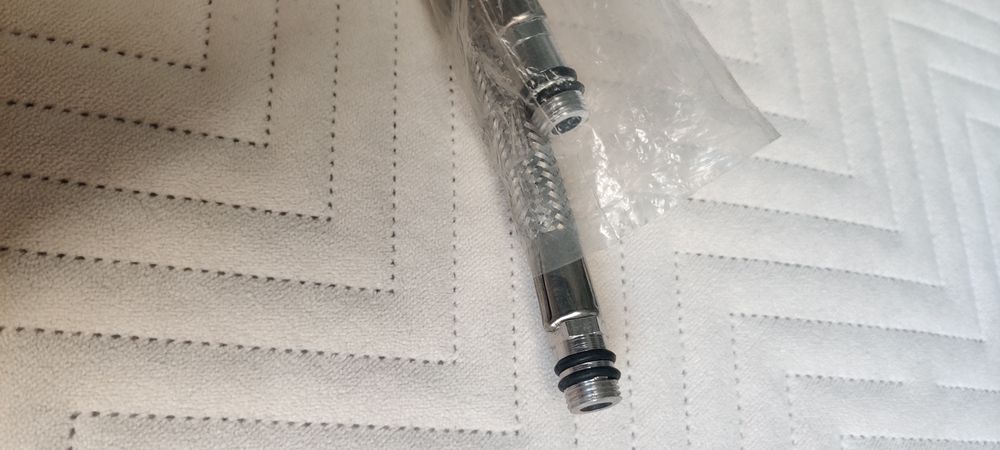 Wężyki do baterii dwie sztuki 1/2 45cm