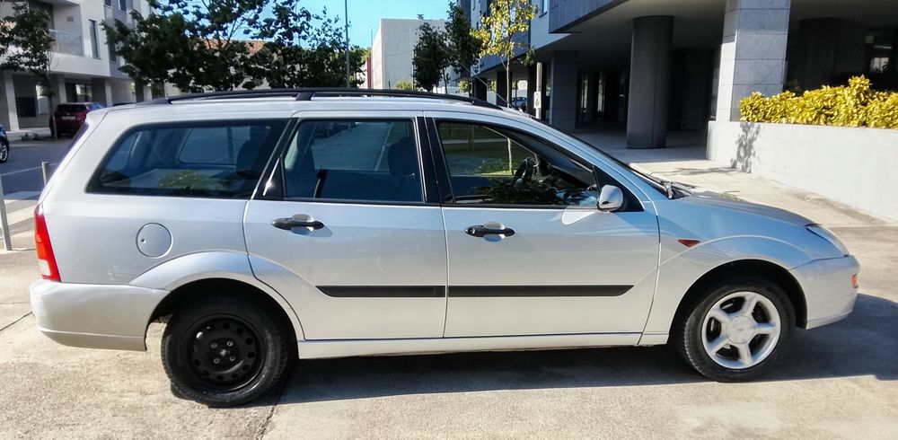 Ford focus gasolina 2000