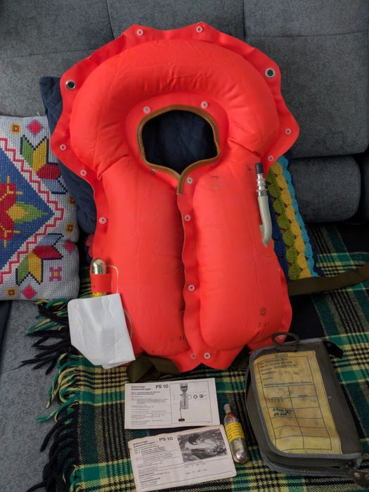 Kamizelka ratunkowa pneumatyczna