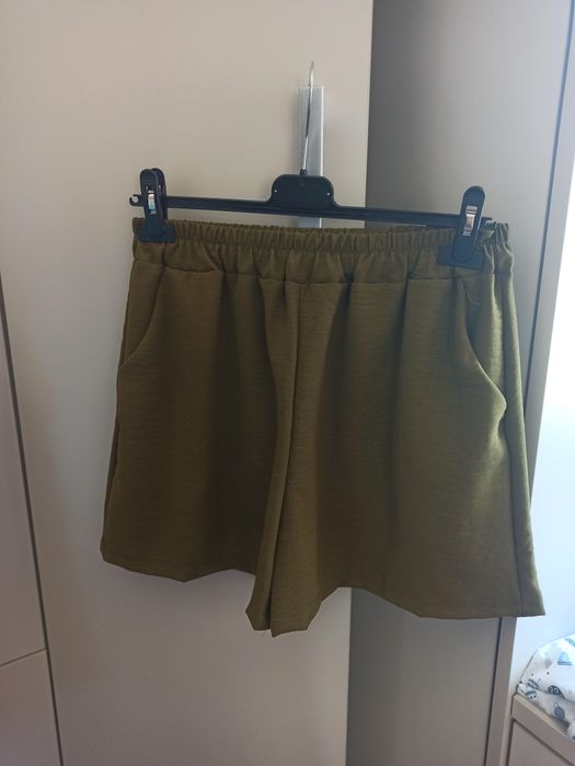 Szorty + bluzka khaki