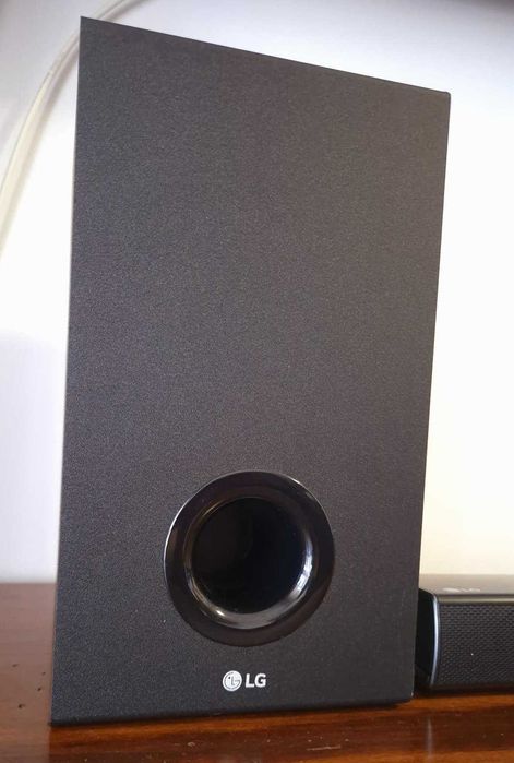 LG - barra de som + coluna + comando