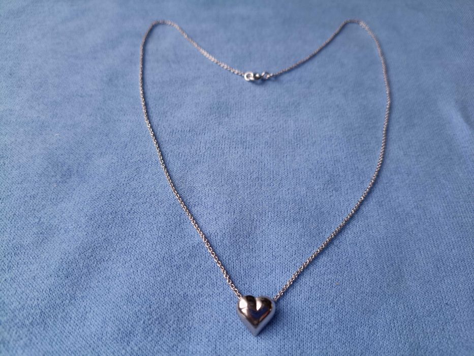 Srebrny łańcuszek z zawieszką sercem serduszkiem 41 cm Srebro 925