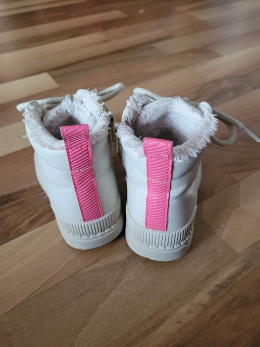 Buty zimowe dla dziewczynki r.23