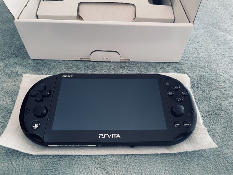 Consola Playstation Vita Slim (Completa)