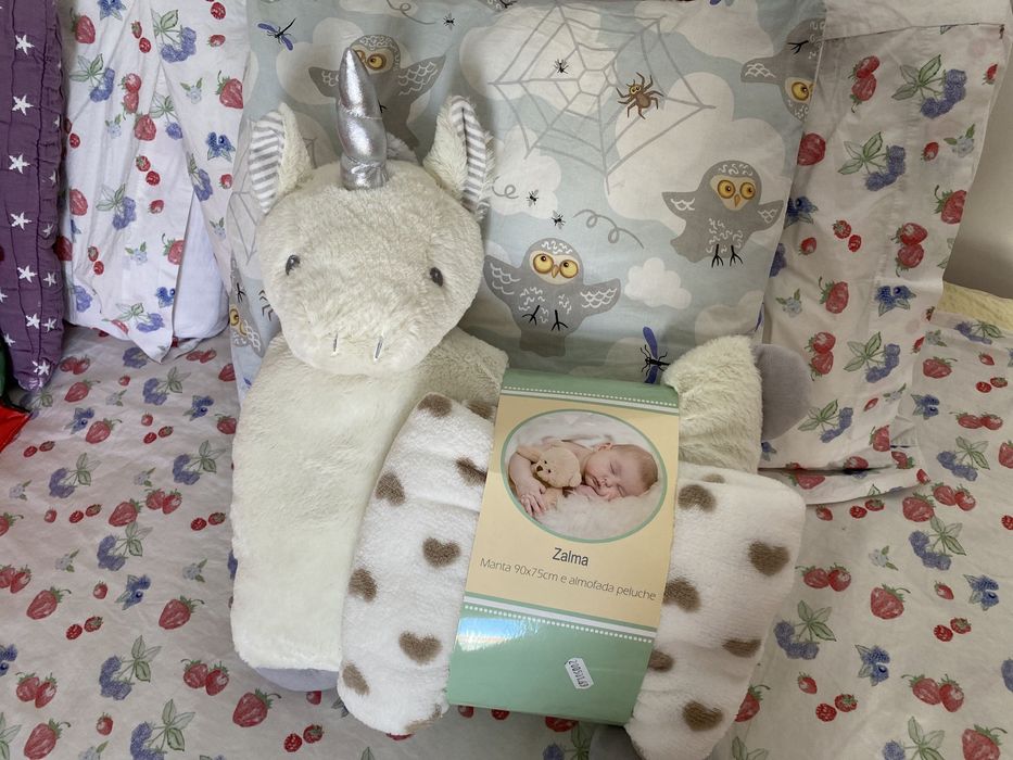 Manta e almofada peluche, novo, embalado