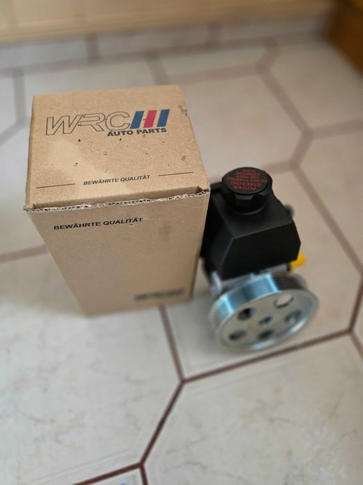 Pompa wspomagania kierownicy do modeli Mercedes W203