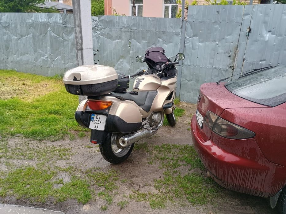 Honda nt650v deauville