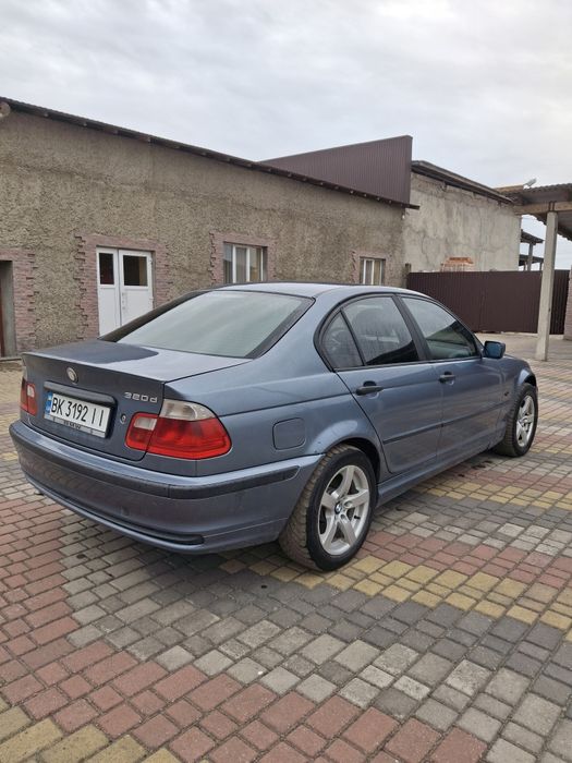 Продам машину BWM e46