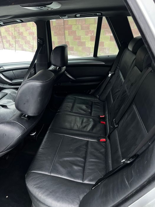 Бмв х5 е53 ресталінг 2004 рік