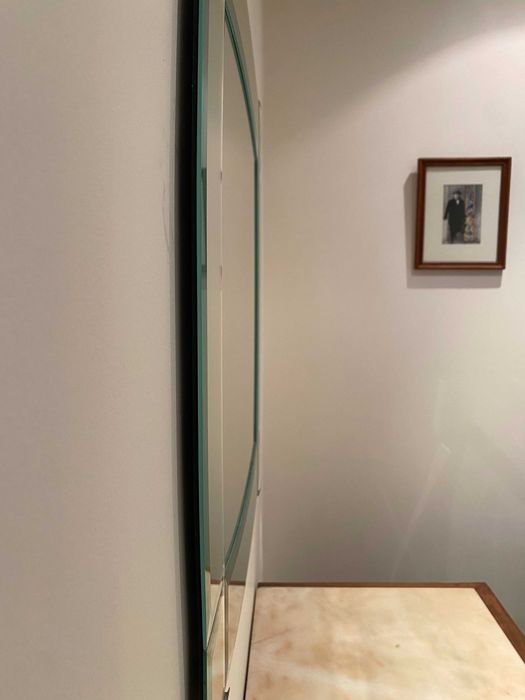 Espelho com lindo acabamento biselado