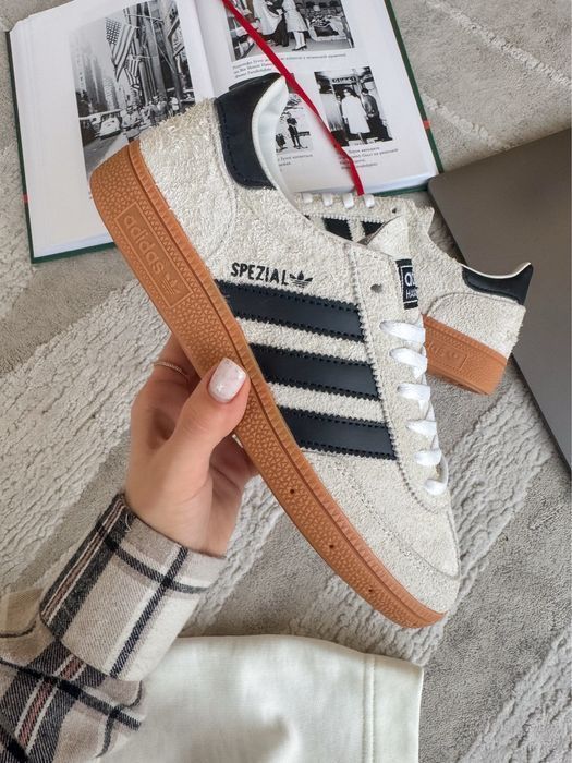 Кросівки жіночі Adidas Spezial білі замшеві | женские кроссовки Adidas