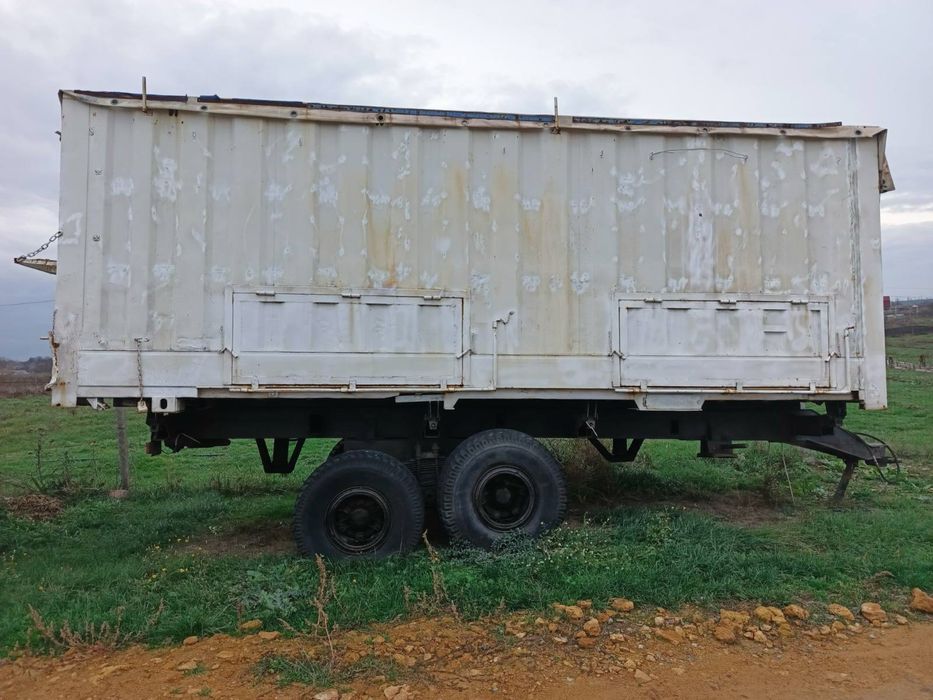 Продаю прицеп 2 птс9 до трактора т150