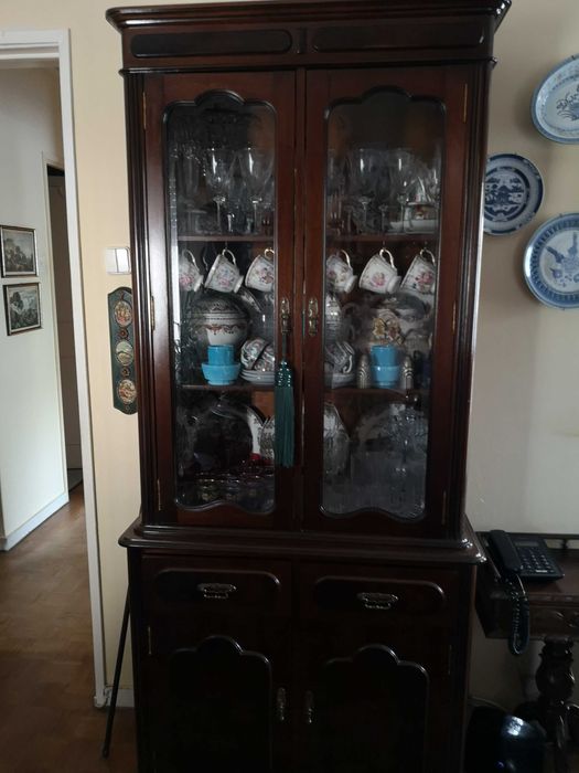 Louceiro/Vitrine/Vintage/Armário
