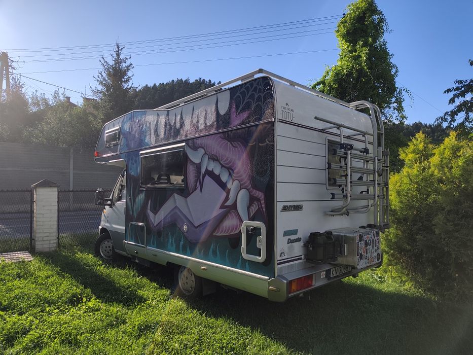 Fiat Ducato-Hymer kamper, doinwestowany