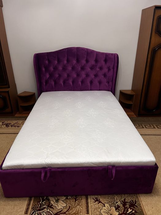 Ліжко 140х200.