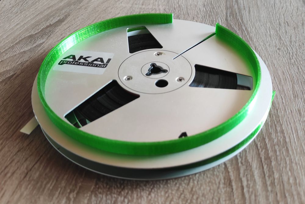 Pierścień zabezpieczający szpuli magnetofonowej 15 , 18 ,26,5 cm