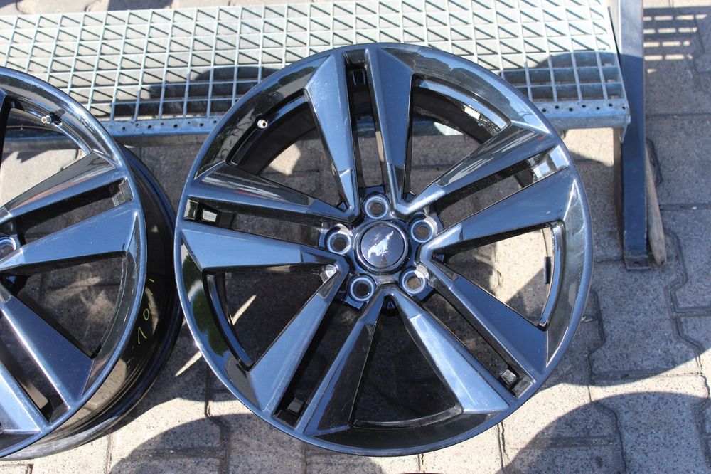 oryg ford mustang 19cali 5x114,3 et45 9j tpms
