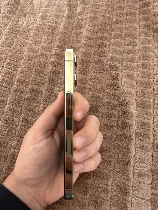Продам iphone 13 pro ідеальний стан! Rsim