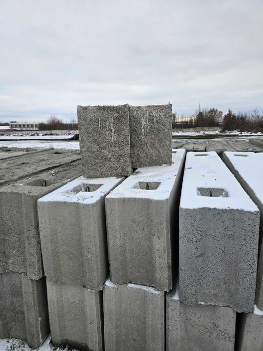 Залізобетонні фундаментні блоки ФБС КРЕМЕНЕЦЬ