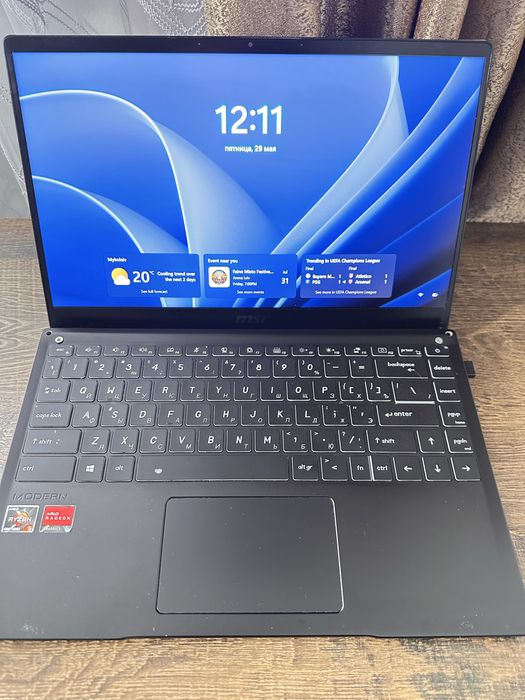 Ноутбук MSI modern 14, Ryzen 5 4500U, 8/256, дефект - петли
