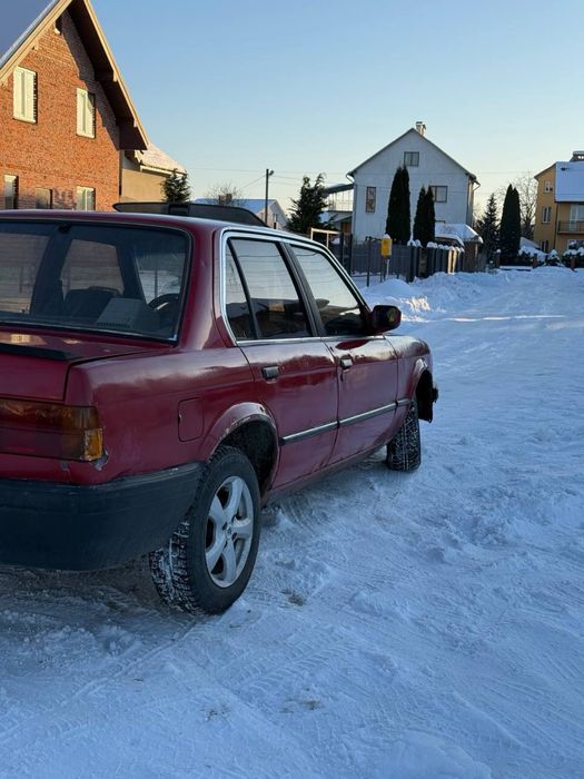 Продам bmw e30 m10b18