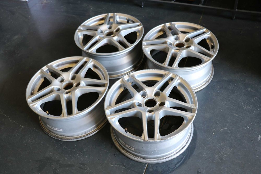 Jantes Dezent 16 5x114.3 6.5 ET40 - Fazemos Montagem*/ Envio**