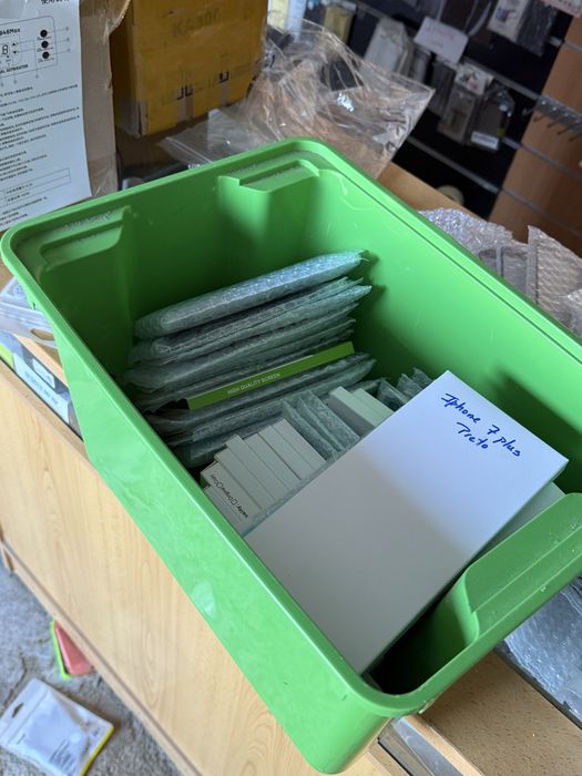 Displays iPhone originais / como novos – vários modelos – Lote 50€