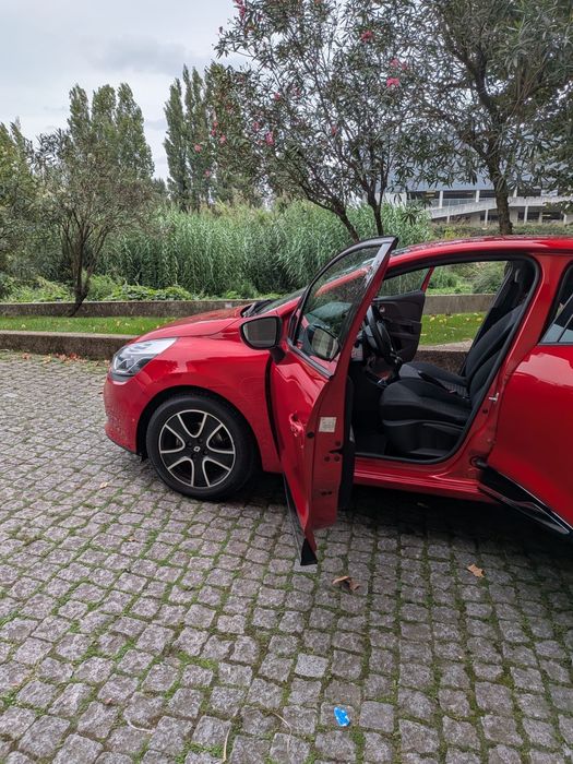 Renault Clio 0.9 TCe 90 CV — photo 2