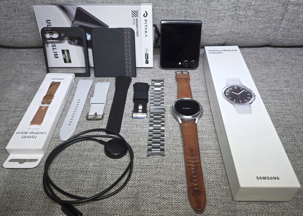Samsung Galaxy Z Flip 5 256Gb + Samsung Galaxy Watch 4 Classic