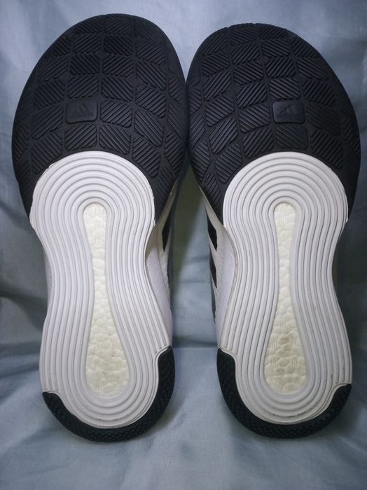 47 Adidas Crazyflight