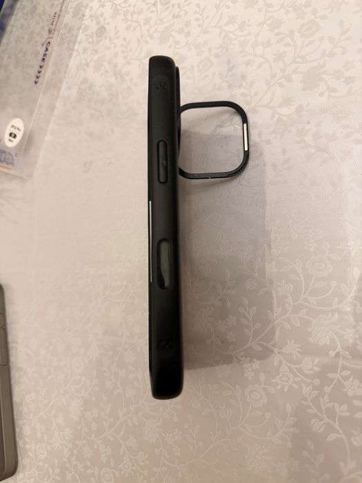 Чехол для iPhone 16pro