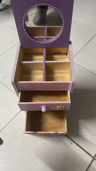 Brinquedo caixa de arrumaçao ou decoracaocriança