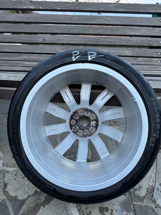 Felgi z oponami 255/35 R19 Audi a5 5f/b9