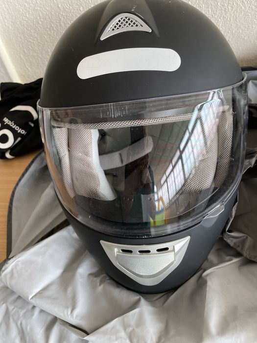 capacete moto e capa impremeavel