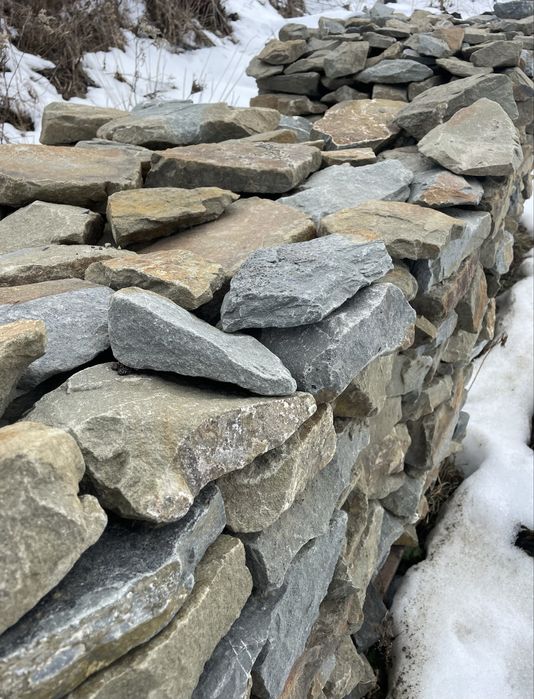 Природний Камінь Бутовий Пісковик 1т на палеті