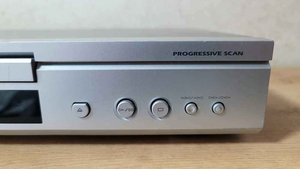 Cd/DVD Плеер Yamaha DVD S540
