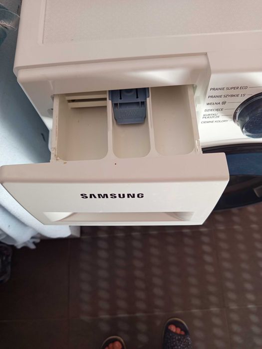 sprzedam pralkę marki Samsung