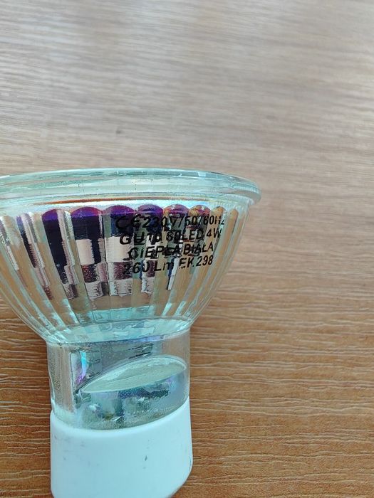Żarówka GU10 4W 260 lm ciepła biała