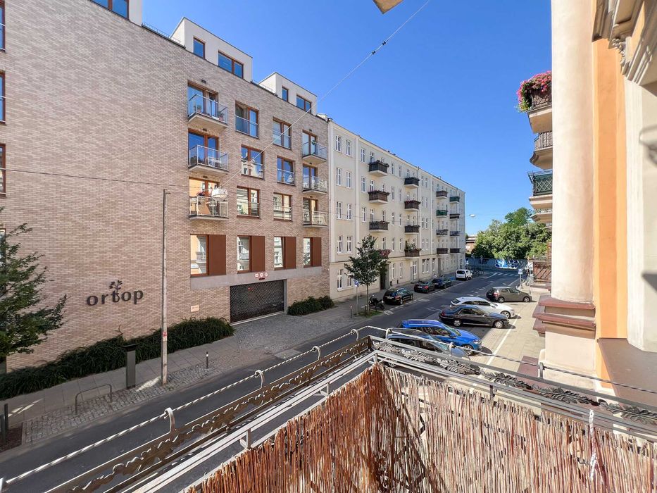Poznań / Wilda – 3 Pokoje – 100 m² – Klimatyczna Kamienica, Wysokie Sufity