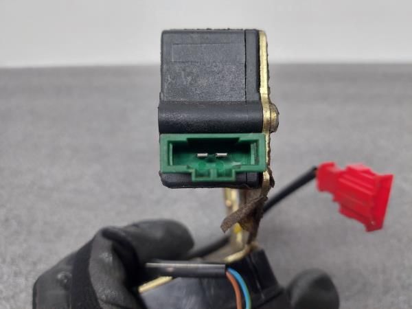 Fechadura / fecho da mala FORD Galaxy (WGR)