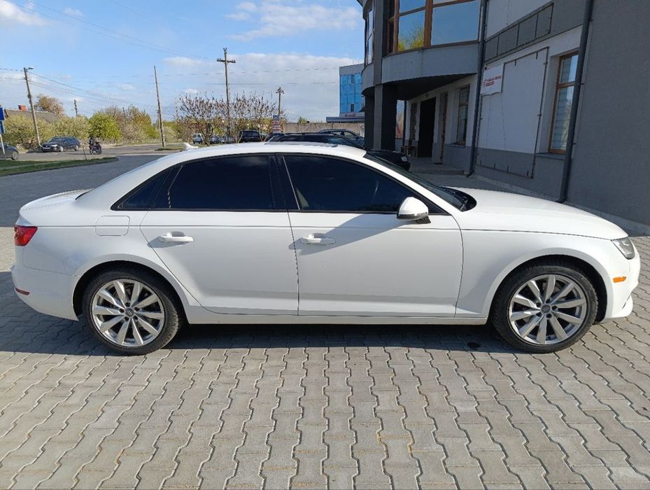 Audi A4 Premium 2017, 2.0 TFSI, Автомат, США