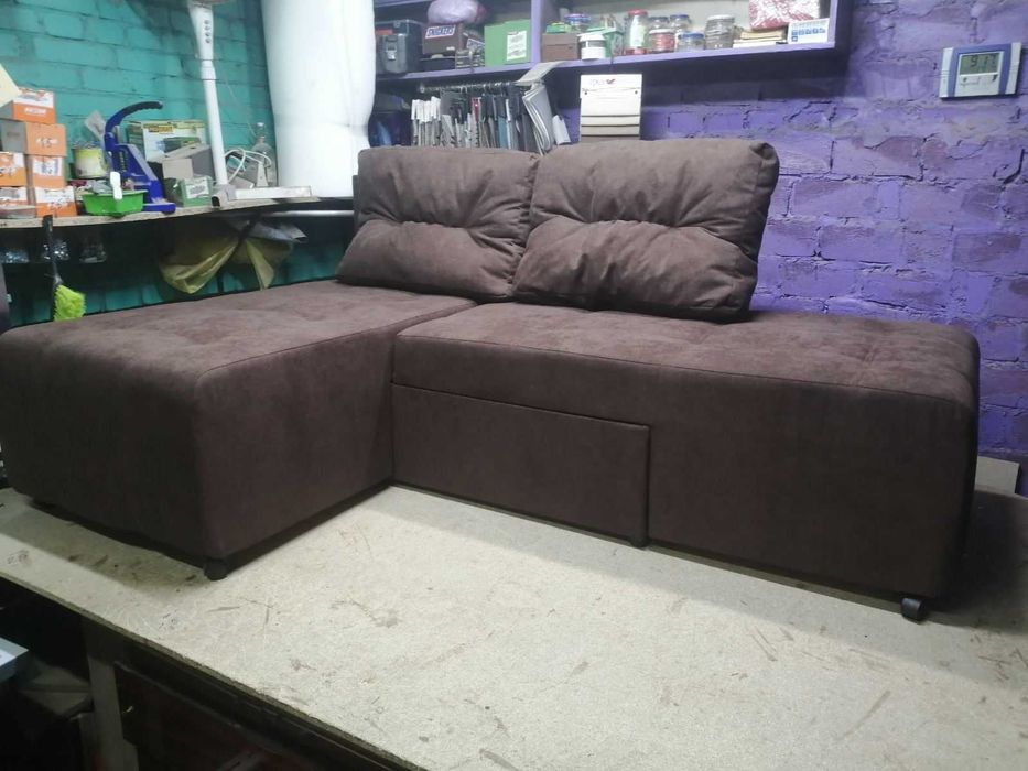 Перетяжка, ремонт, виготовлення меблів. Працюємо з бюджетом.