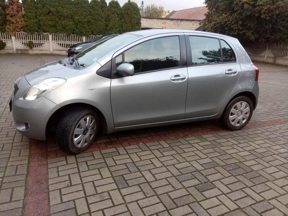 Toyota Yaris 2007 rok