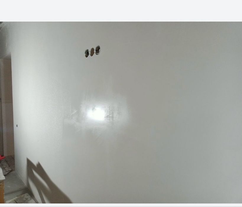 Виконуємо роботи шпаклівки покраски