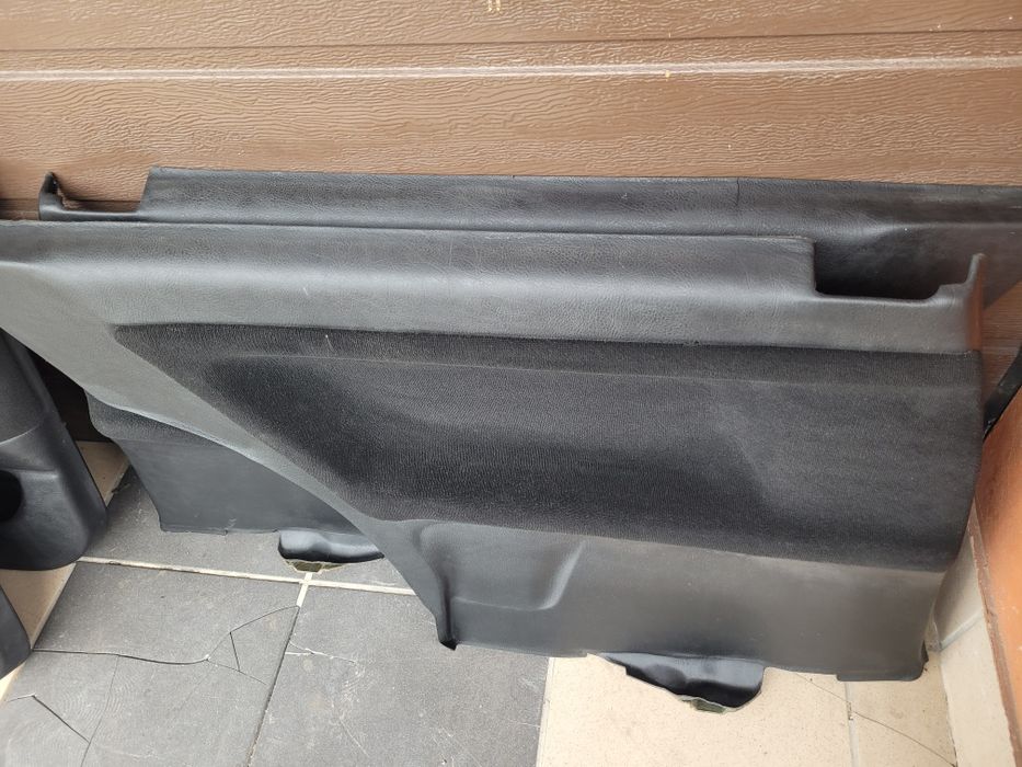 Boczki drzwi tapicerki Bmw e36 Coupe komplet