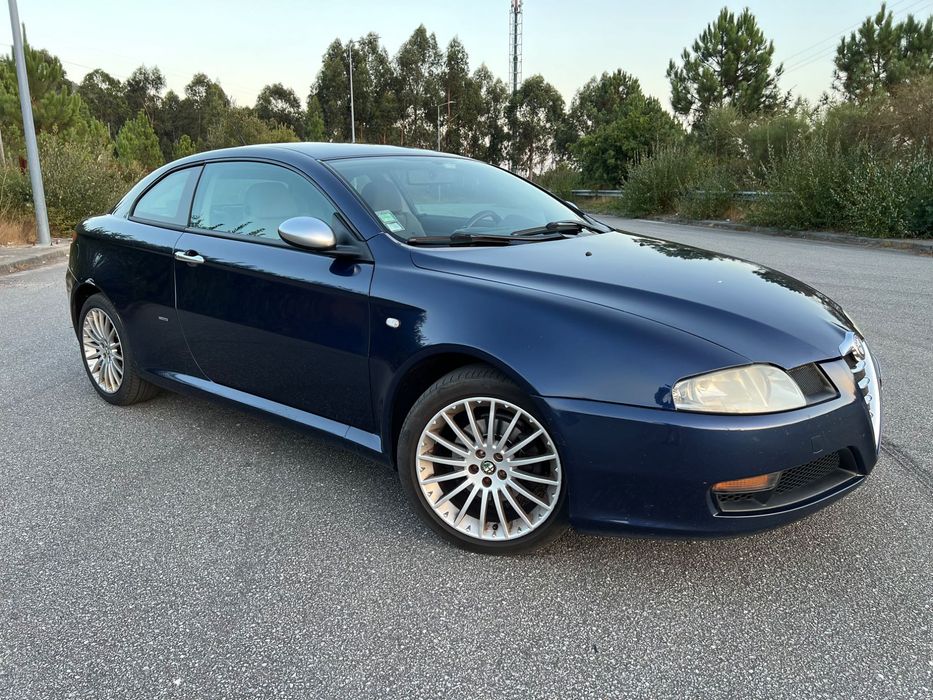 Carro Alfa Romeo GT