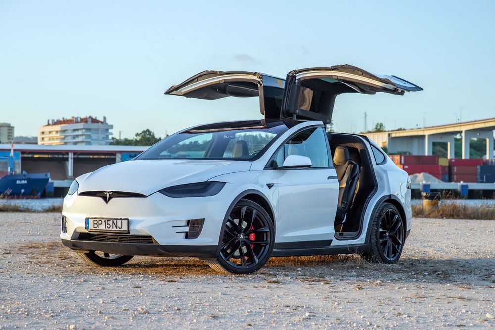 Tesla Model X P100D